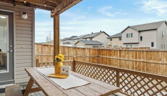 2 Bedroom walkout basement suite in Okotoks
