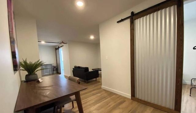 2 Double Private Trendy Executive Urban Loft Suites