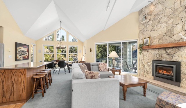 2BR | The Lynx | Family-Sized | Mountain Views | Private Balcony | Parking | Tranquil Location