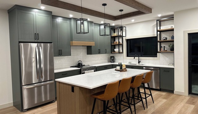A Cozy town house with great location At Apex Mountain
