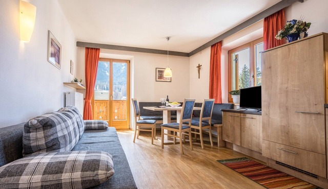 Apartment "Manuel's App Watschinger - Edelweiss" with Mountain View, Balcony & Wi-Fi in Sexten