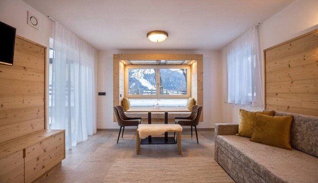 Apartments "Armeri Black Dolomites" with Mountain View, Terrasse & Wi-Fi in St.Vigil