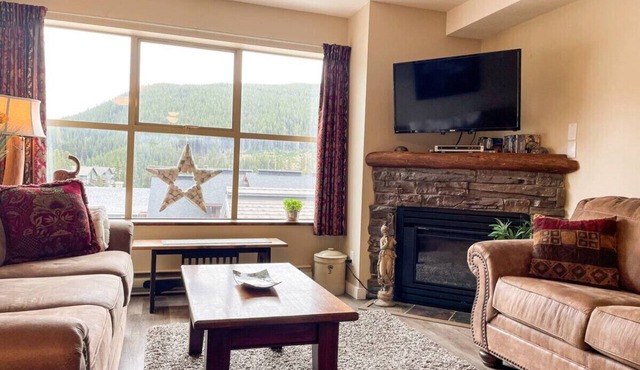 Apex Mountain ~ Belle Apres Studio 314 ~ Best location on the hill