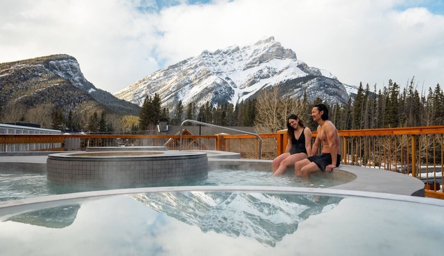 Banff Superior Queen Room w/Incredible Vistas