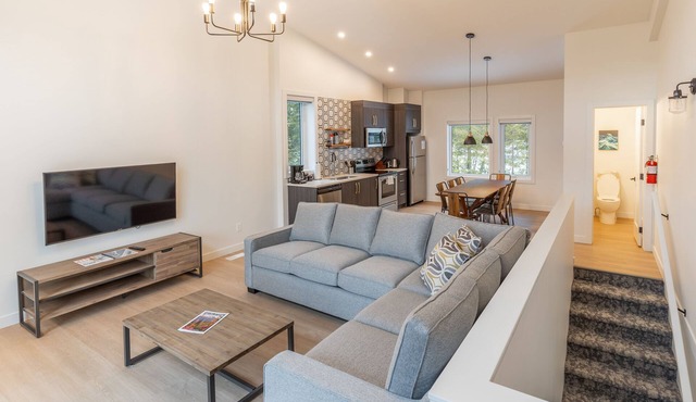 Basecamp Resorts Revelstoke I Five Bedroom Suite