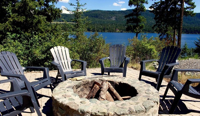 Beautiful Cabin At Peter Hope Lake, Near Merrit /Kamloops /Quilchena/