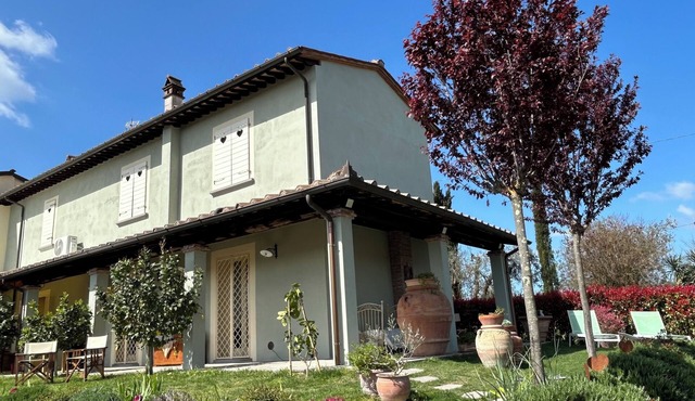 BEAUTIFUL HOUSE BETWEEN PISA AND FLORENCE WITH PRIVATE POOL in Toscana