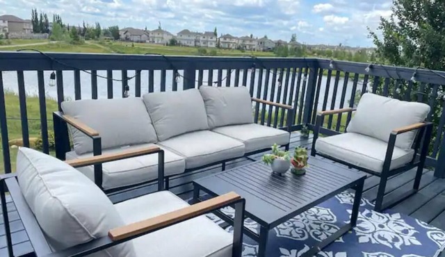 Best home with lakeview access peace and quite place for family