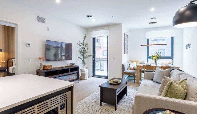 Beutt's Hygge House - Charming One-Bedroom Condo