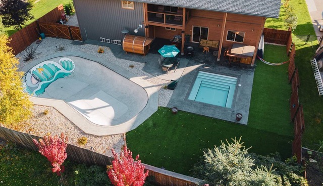 Big Bear Chalet and spa