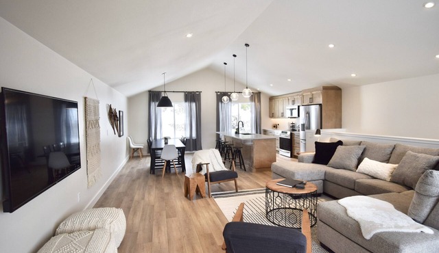Big Bear Chalet, modern home on Mount Washington