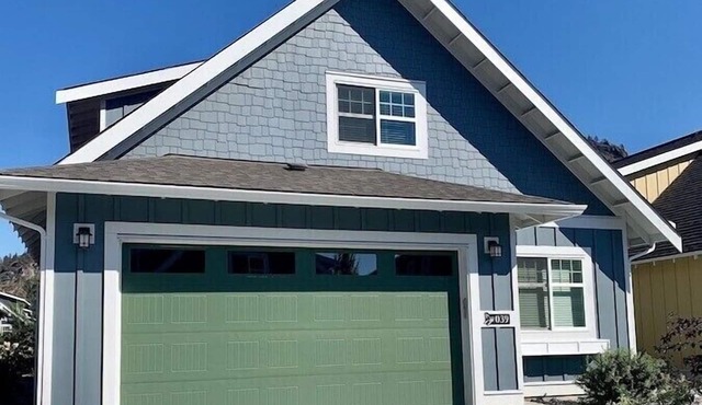 Blue Heron Cottage 4 bedroom 3.5 bath cottage unit # 39