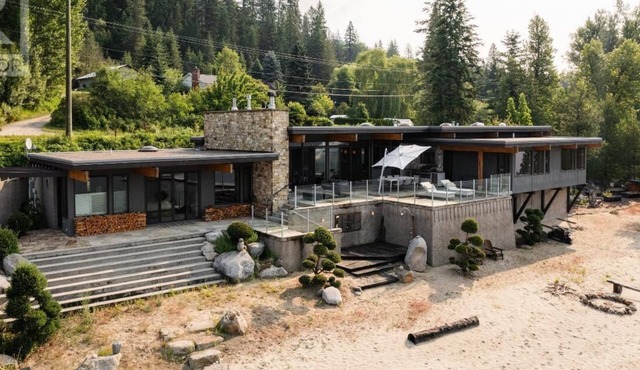 Bonne Chance Lake House and Ski Chalet Swim/Ski/Boat!