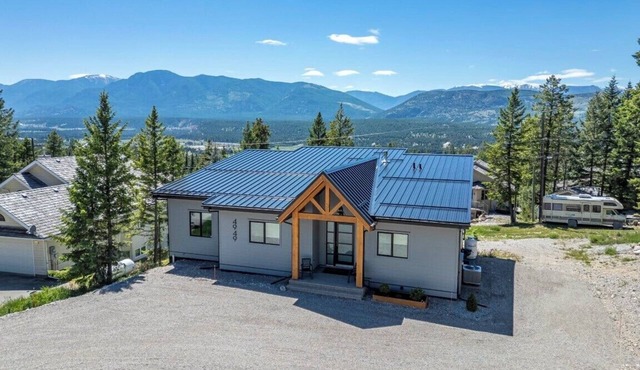 Fairmont Peak Cabin | Pet Friendly | Pool Table