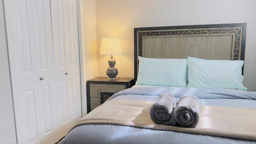 Calgary Airport Stay Private Suite 1Bed