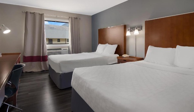 Canadas Best Value Inn & Suites Kamloops