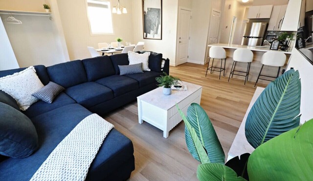 Central 3 Queen Beds|A/C|Double Garage|Disney+