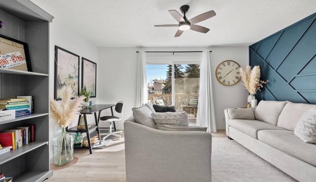Charming 2-bedroom condo central NW