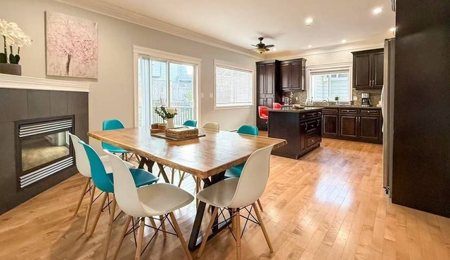Charming 4-bedroom house in Langford next to Thetis lake