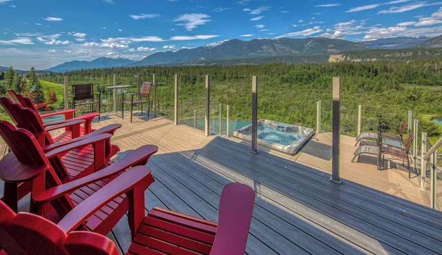 Cliff Cabin | Hot Tub | Spectacular Views