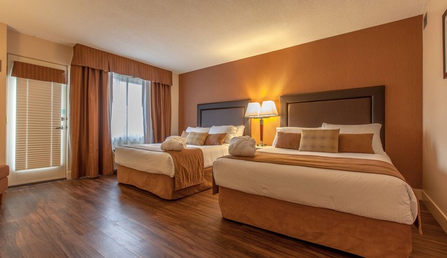 Coast Hillcrest Hotel