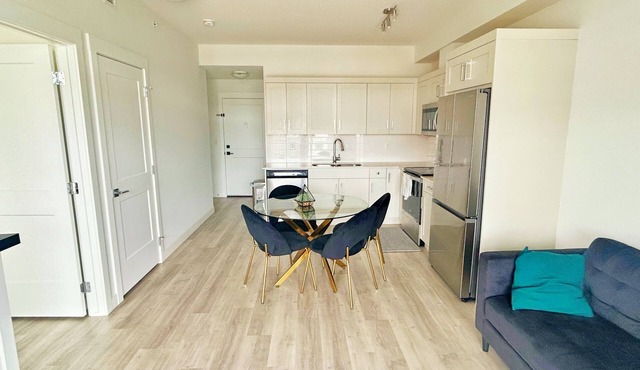 Cozy 2 Bed 1 Bath - 1 hour to Banff