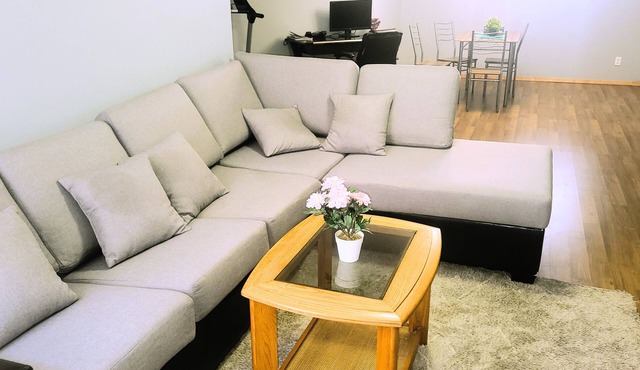 Cozy 2-Bedroom Basement Suite Retreat Calgary