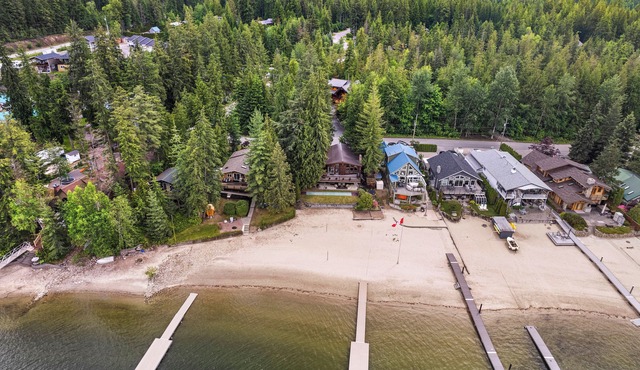 Cozy Beach Front getaway, with mountains and lake views all around.