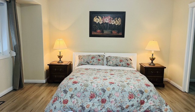 Cozy house-3Bedrm-Aircon-2 Free parking-inner city
