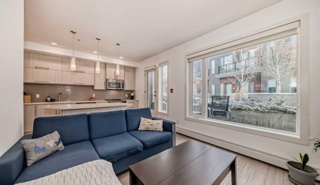 Cozy Modern Mission 1 BR 5minDT Heated Prk SPA