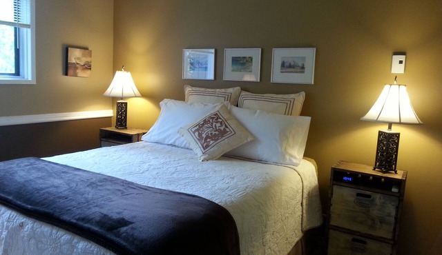 Creekside B & B