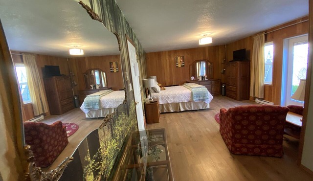Crown House Bed & Breakfast