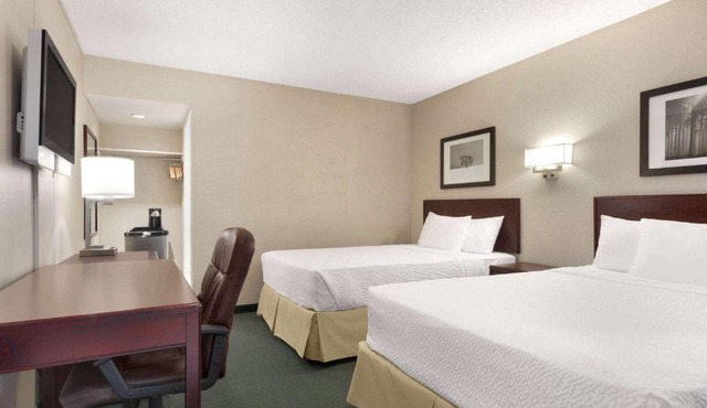 Days Inn by Wyndham Lethbridge