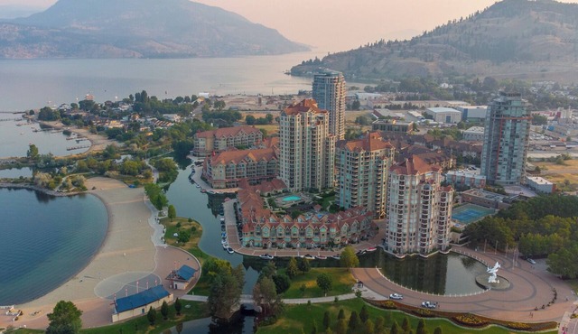 Discovery Bay Resort - Pool - Downtown - 2Bed 2 BA