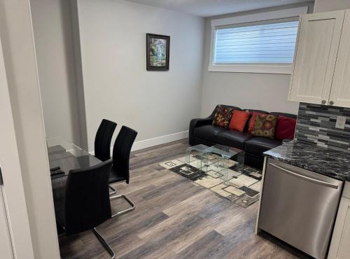 Elegant 2-Bedroom Basement Suite in Wood Buffalo, Canada