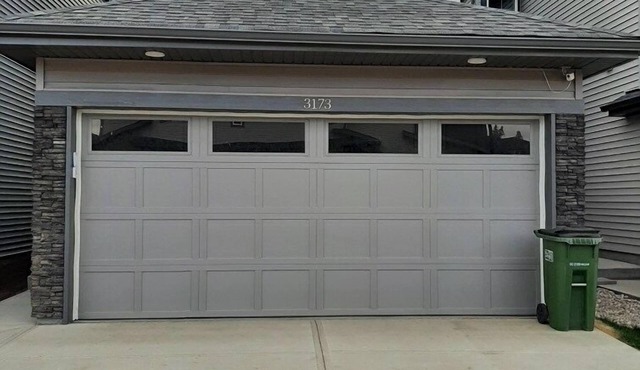 Entire House New 2022, Central South Ed, 10min to Airport