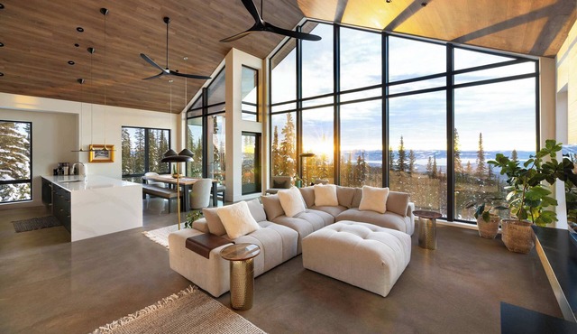 Escapology | Private Hot Tub & Ski In/Ski Out