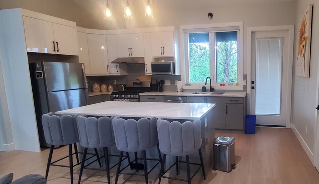 Farm & Garden Bungalow Retreat
