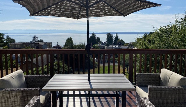 Full house in Powell River