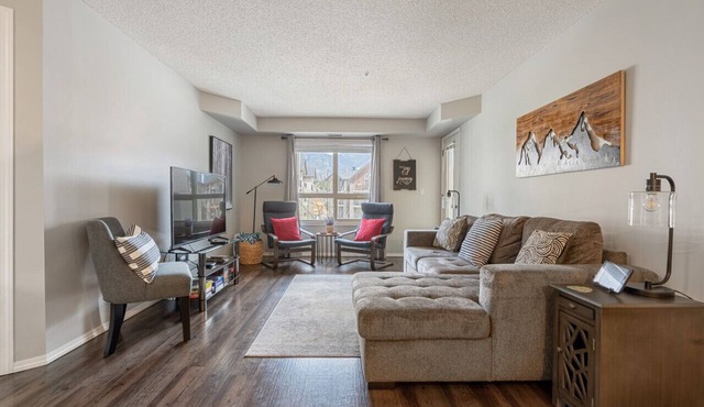Grandview Pointe | Pool | Hot Tub | Gym