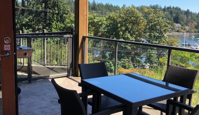 Great getaway on Salt Spring Island - Full 2bdrm Condo - Unit103
