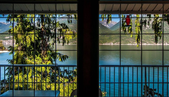 Hidden with unbelievable view! Panorama Cottage, Private Beach Access