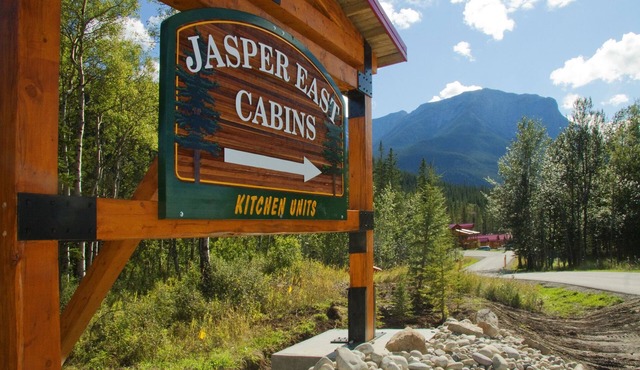 Jasper East Cabins