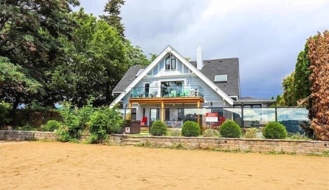 Kelowna's Beach House