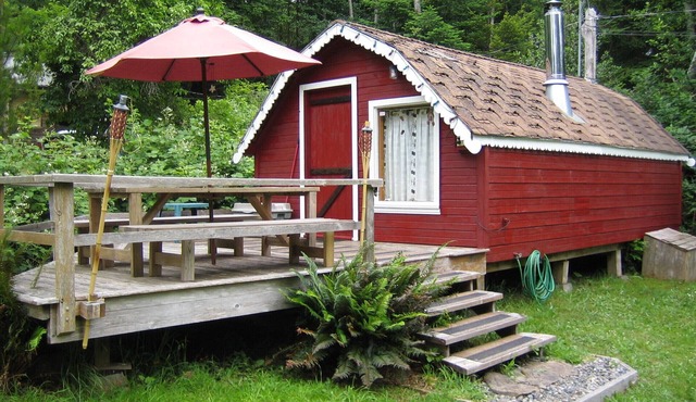 KEMA Hornby Island - Cabin - Water Views in Hornby Island