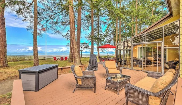 Kye Bay Beach House Oceanfront Retreat