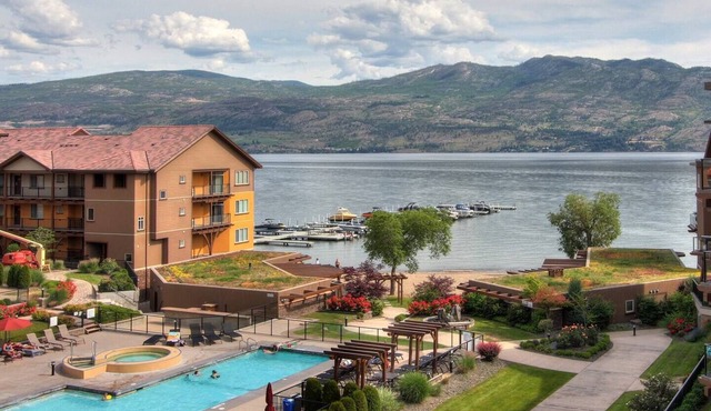 Lakefront Condo Barona Beach