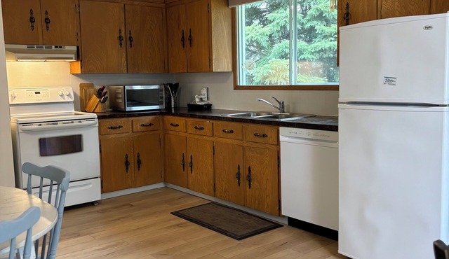 Lakeside Retreat at Beautiful Candle Lake - Your Perfect Family Getaway in Candle Lake