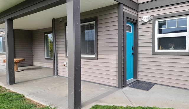 Lakeview Bliss Suite - Great neighborhood, ideal for work/recreation/relaxation.