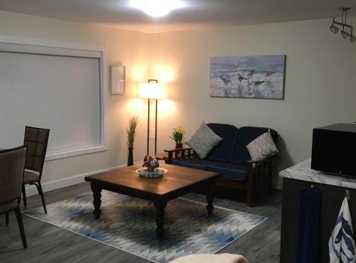 Lakeview Gardens B&B